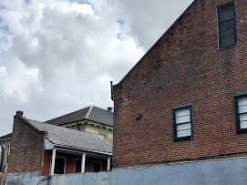 main house and garcionnere